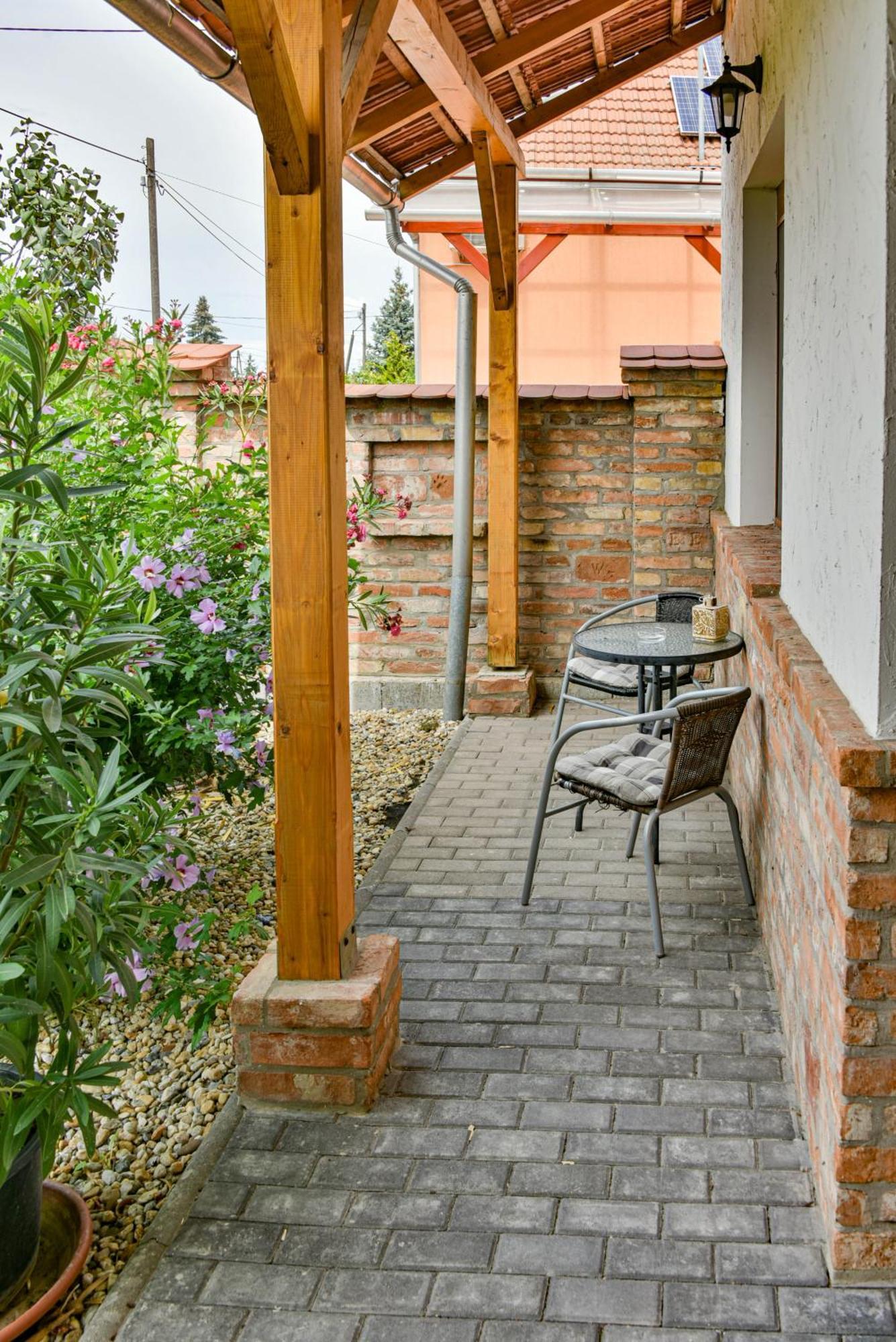 Fekete Rigó Vendégház Egerszalók Extérieur photo
