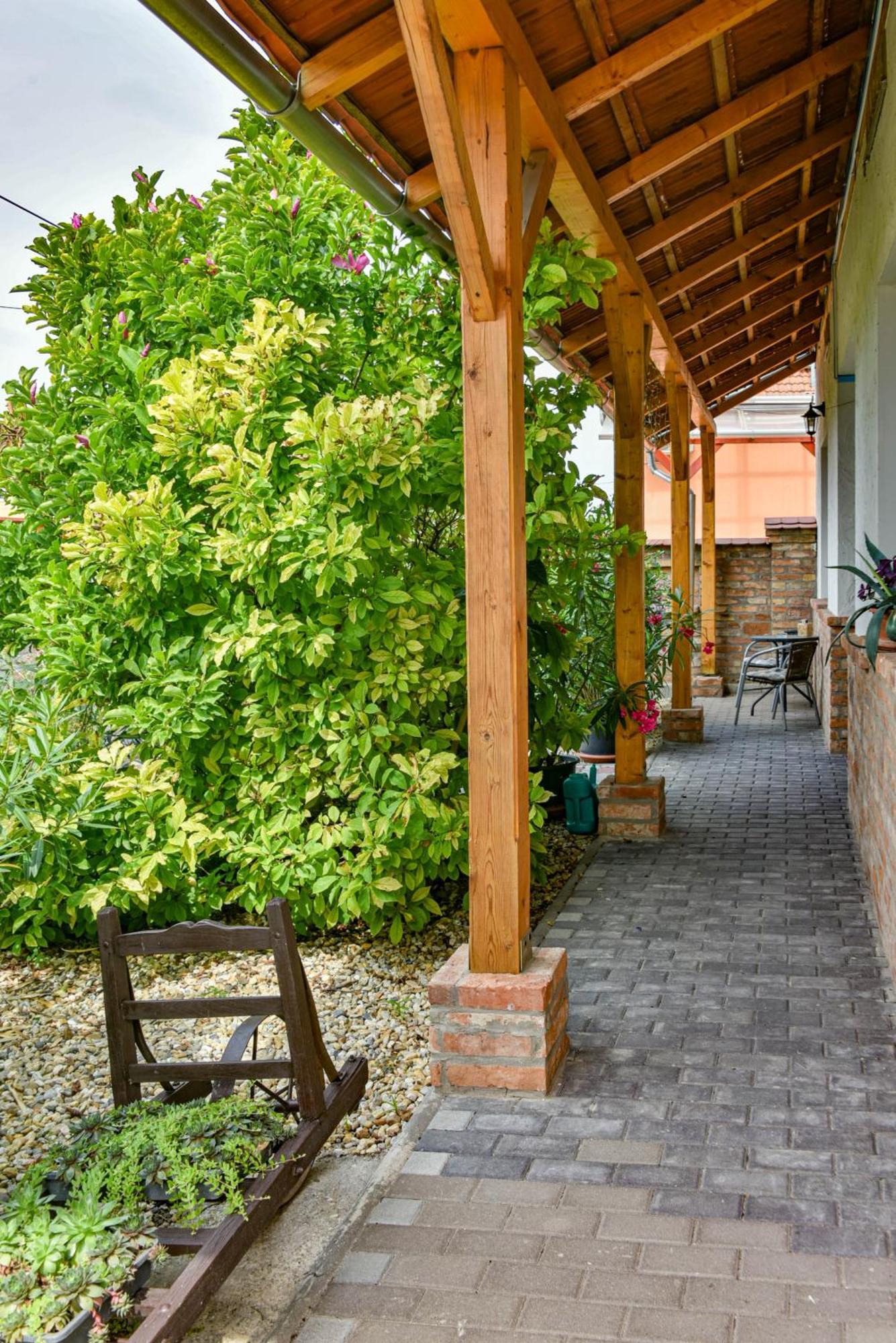 Fekete Rigó Vendégház Egerszalók Extérieur photo